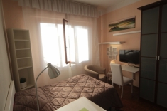 Camera in affitto con tv e internet fibra.