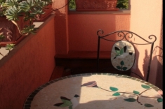 Camera in affitto con tv e internet fibra.